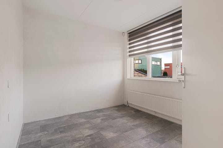 Photo 15 of Savannestraat 3