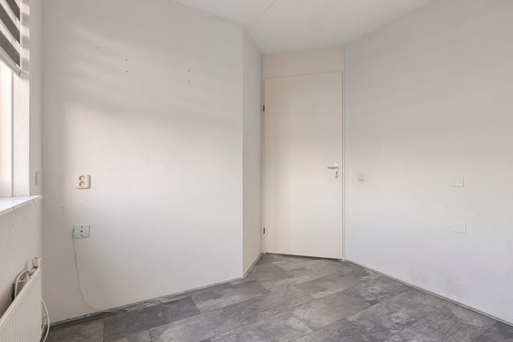 Photo 16 of Savannestraat 3