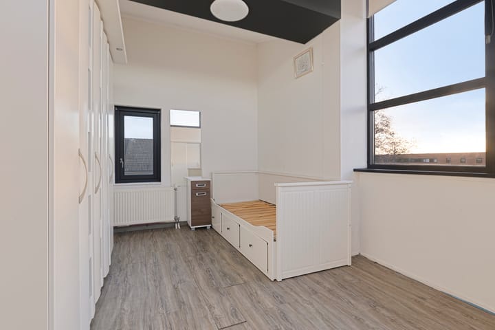 Photo 22 of Savannestraat 3