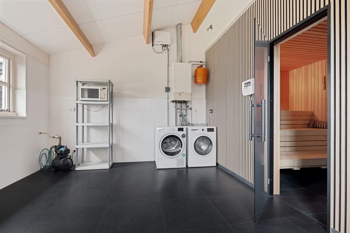 Photo 18 of Grachtstraat 9