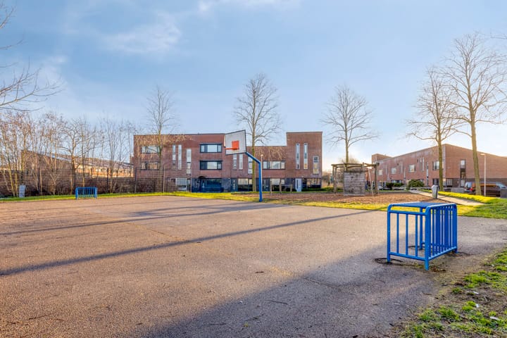 Photo 35 of Savannestraat 3