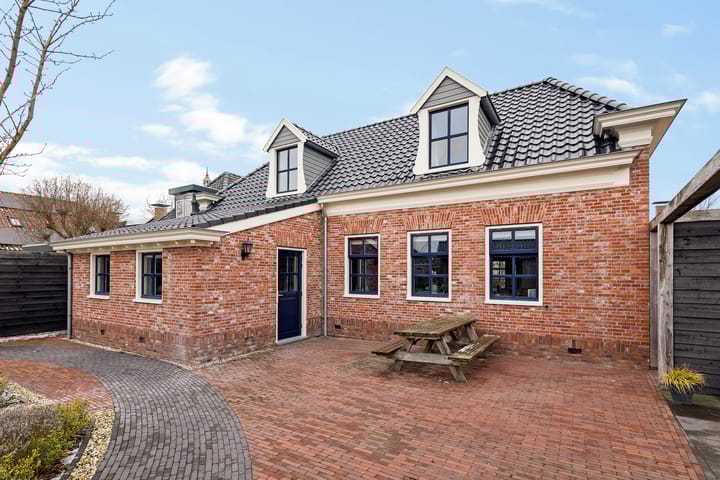 Photo 48 of Grachtstraat 9