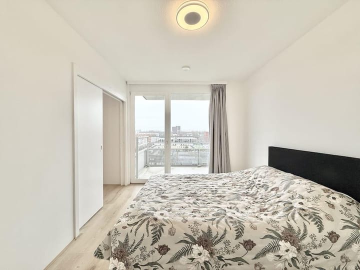 Foto 9 van Wijnand Nuijenstraat 124