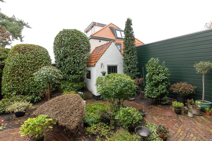 Foto 27 van Van Oldenbarneveltlaan 35