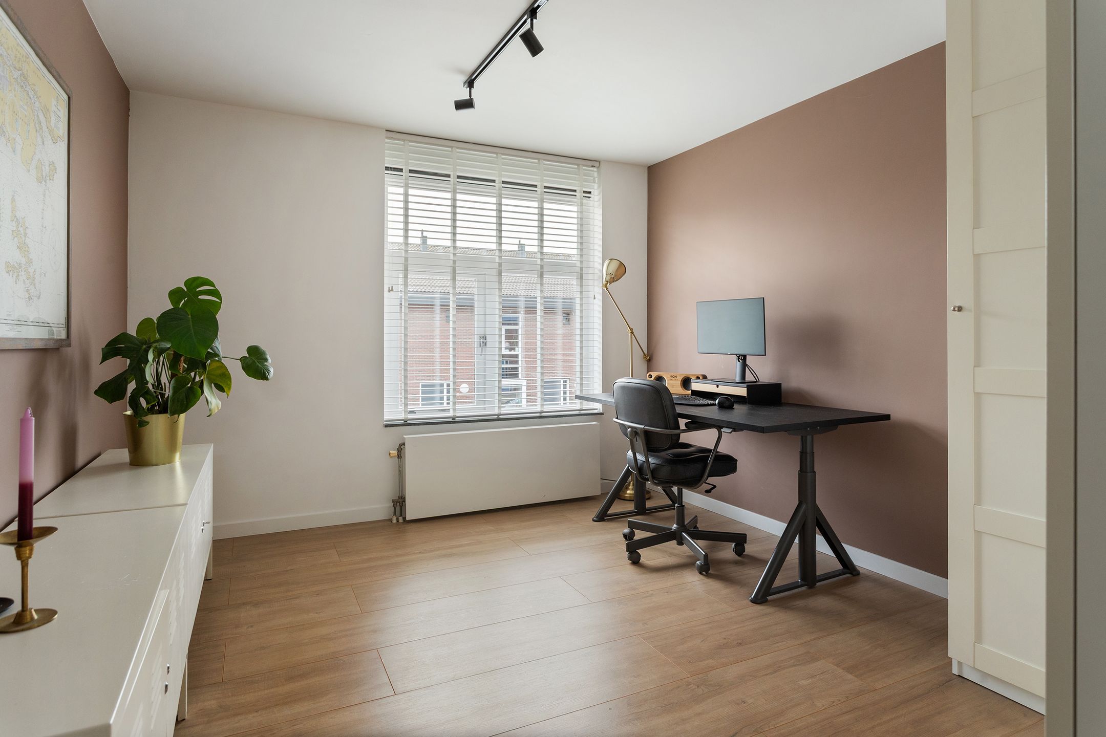 Foto 18 van Pijlkruid 10