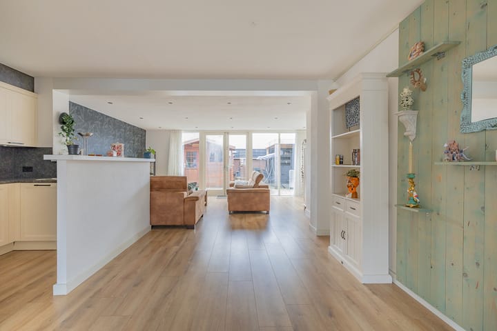 Photo 12 of Torentrans 136