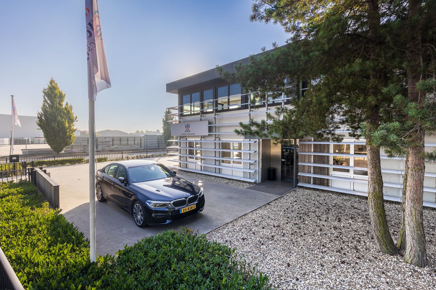 Bekijk foto 2 van Industrieweg 103