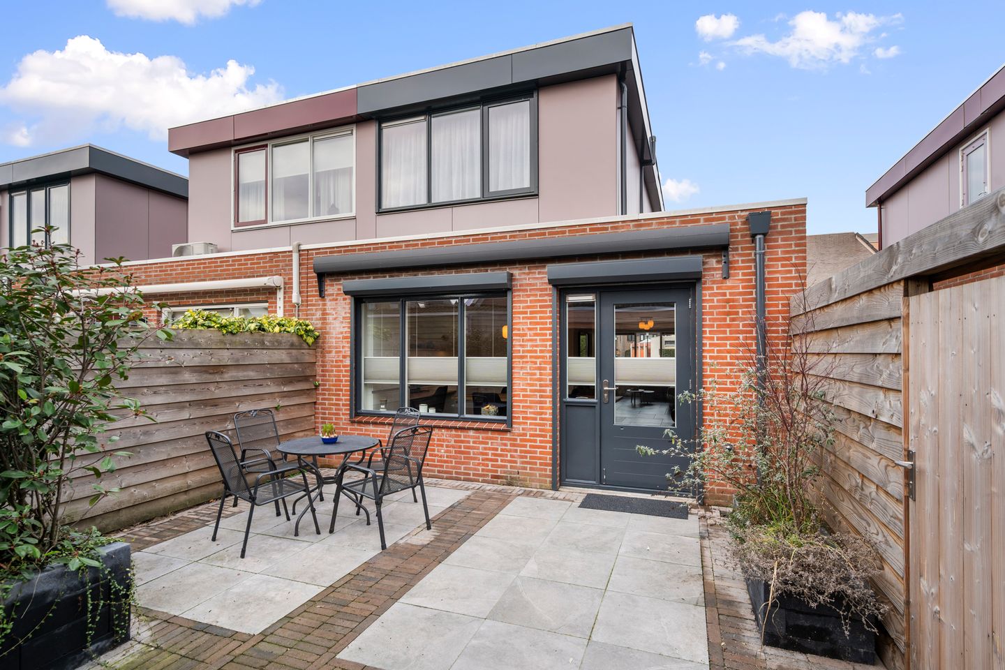 Foto 1 van Opaalstraat 22