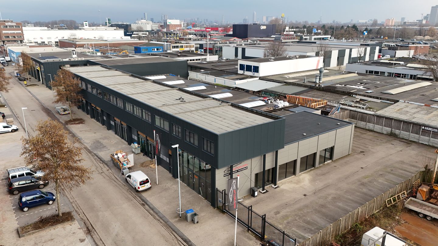 Bekijk foto 4 van Kommiezenlaan 27