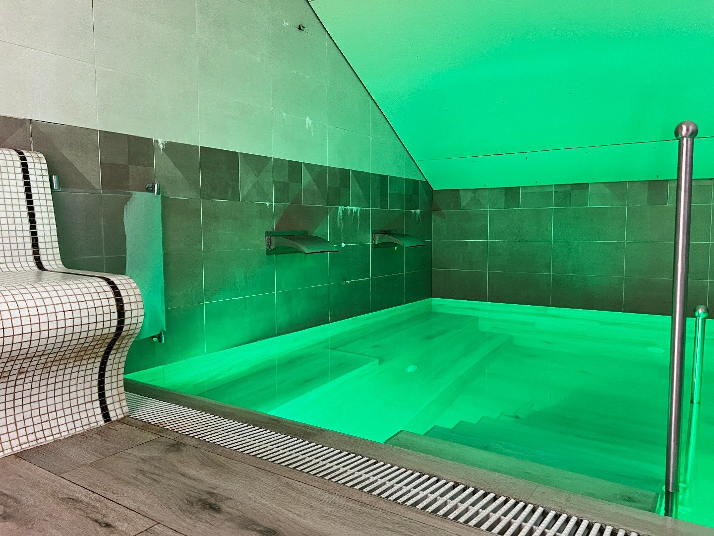 View photo 4 of Heinsbergerweg 63