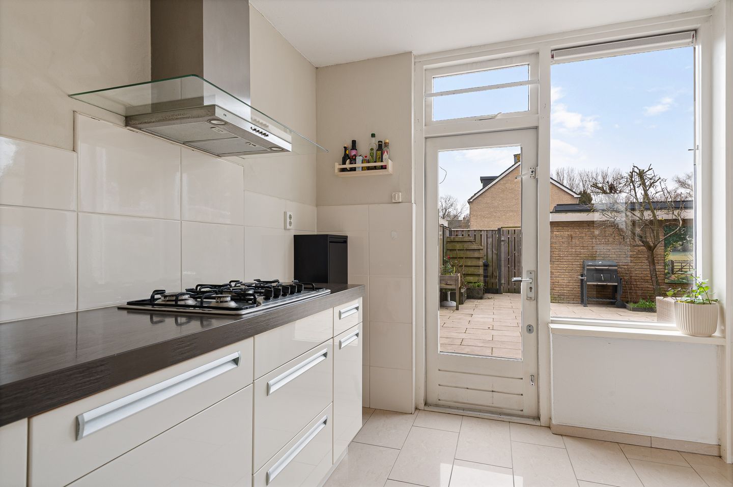 Photo 14 of Graan voor Visch 15223