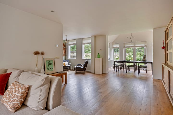 Photo 3 of Heirust 31