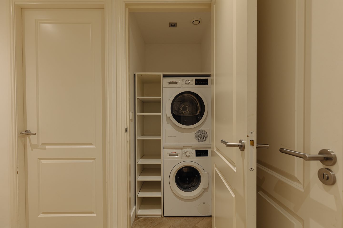 Photo 29 of Hemonystraat 40-H