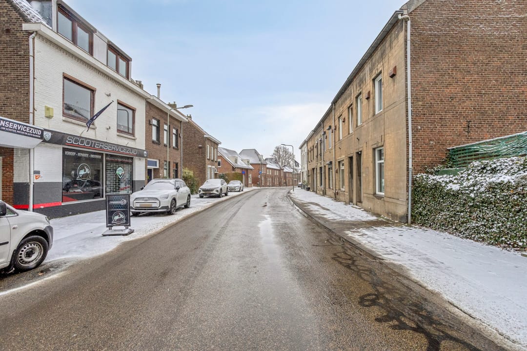 Photo 41 of Bunderstraat 202