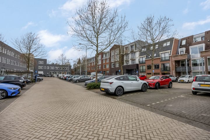 Photo 25 of Grotestraat 104-6