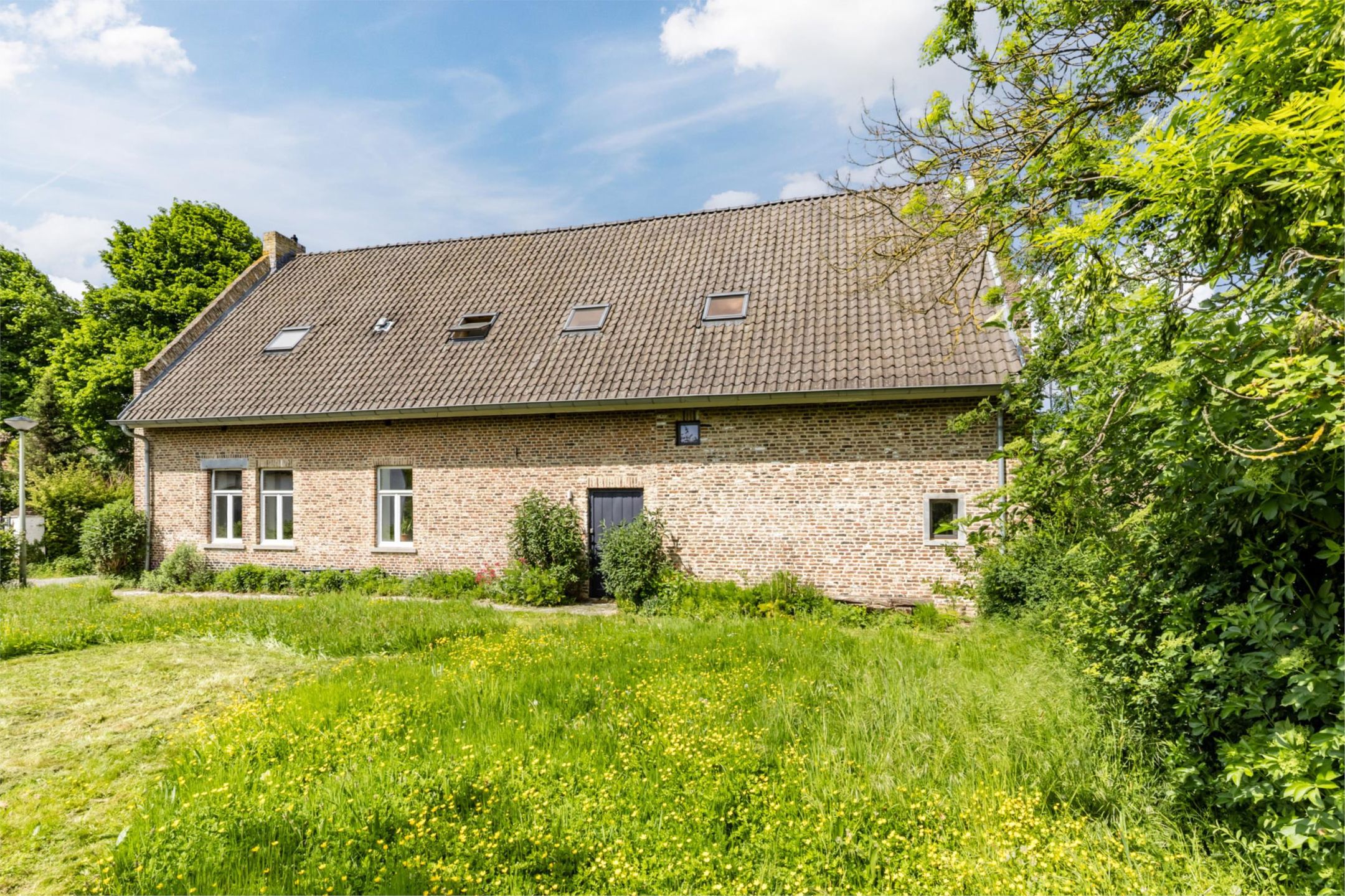 Foto 6 van van Akenweg 96