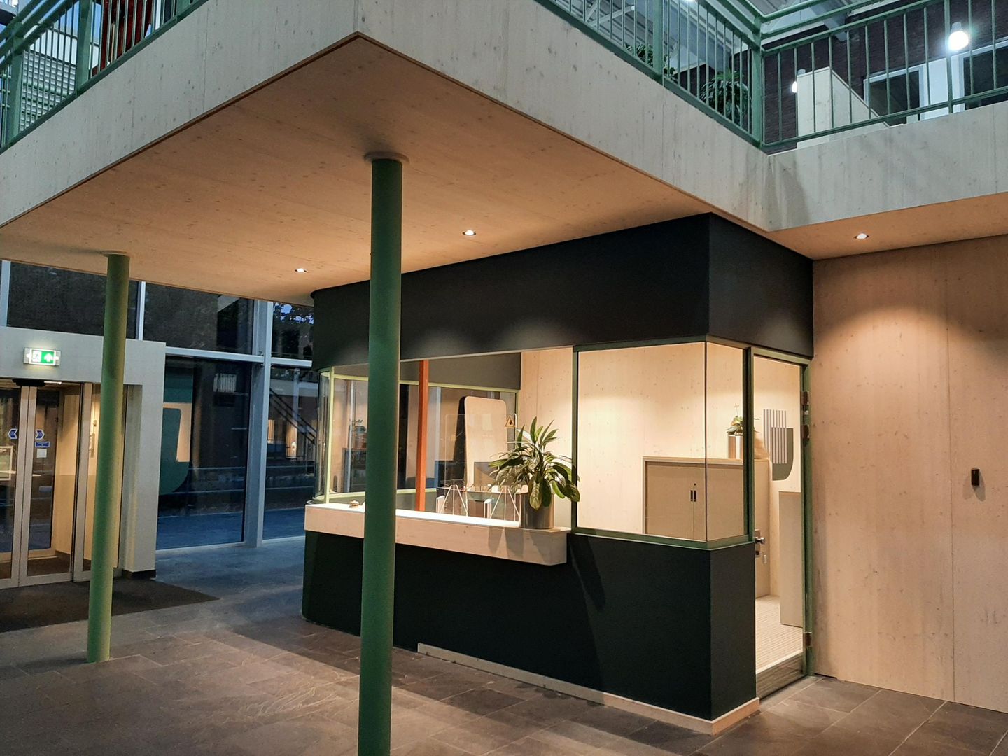 View photo 4 of Westeind 54