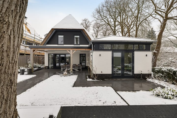 Photo 2 of Bosstraat 84-C