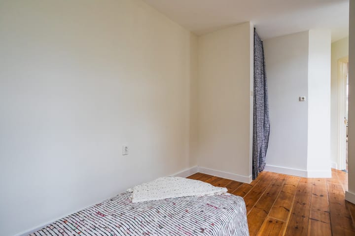 Photo 21 of Celsiusstraat 173