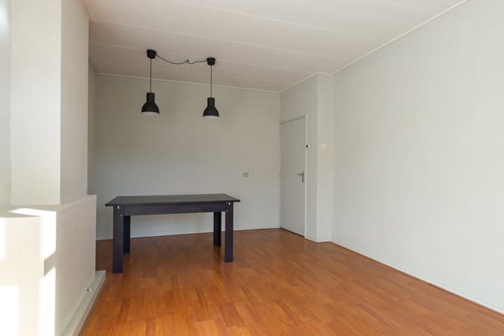 Photo 10 of Rijnstraat 42