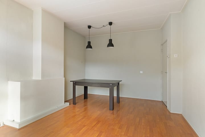 Photo 11 of Rijnstraat 42