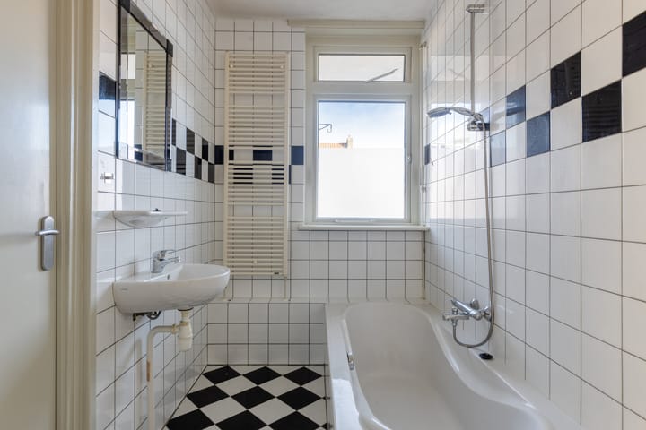 Photo 17 of Rijnstraat 42