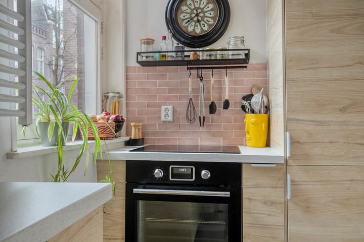 Foto 15 van Sumatrastraat 12-A