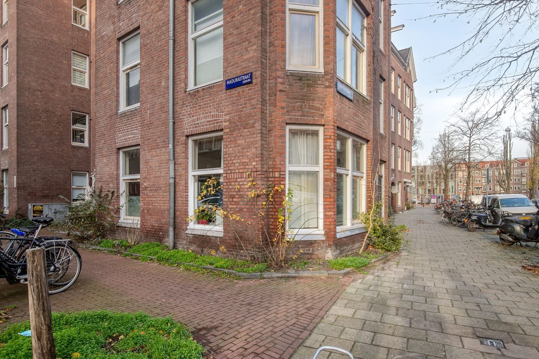 Foto 32 van Sumatrastraat 12-A