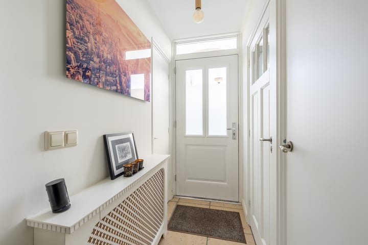 Photo 9 of Meteorenweg 1018