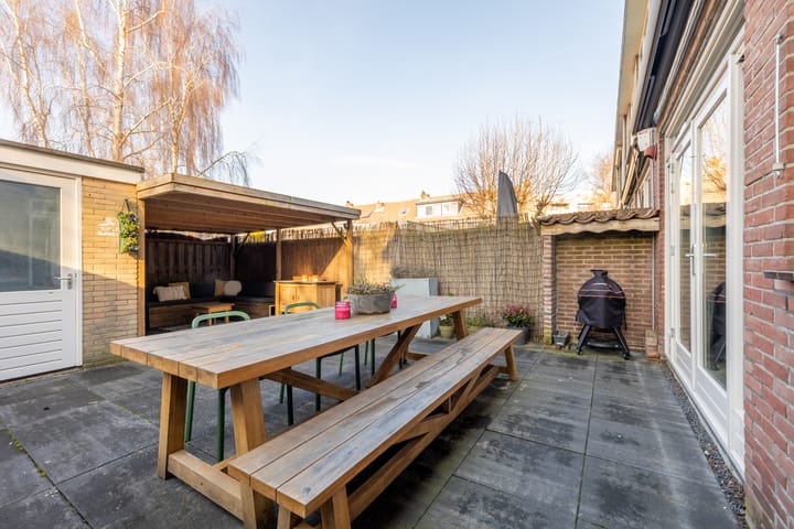 Photo 44 of Meteorenweg 1018