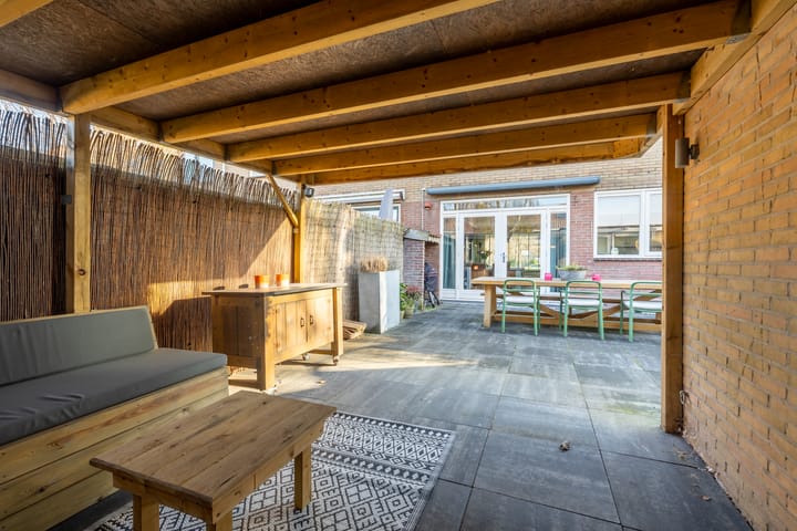 Photo 47 of Meteorenweg 1018