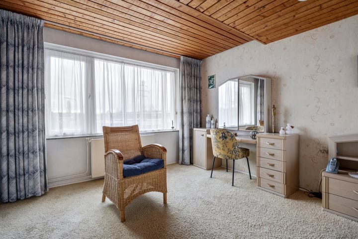 Photo 30 of Esdoornstraat 56