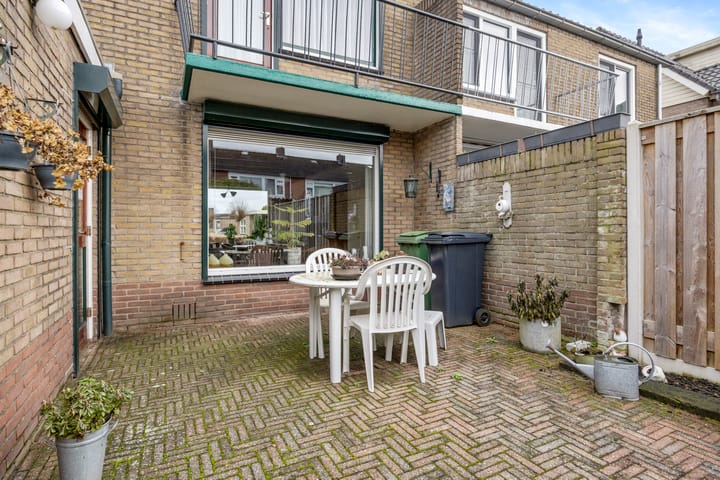 Photo 44 of Esdoornstraat 56