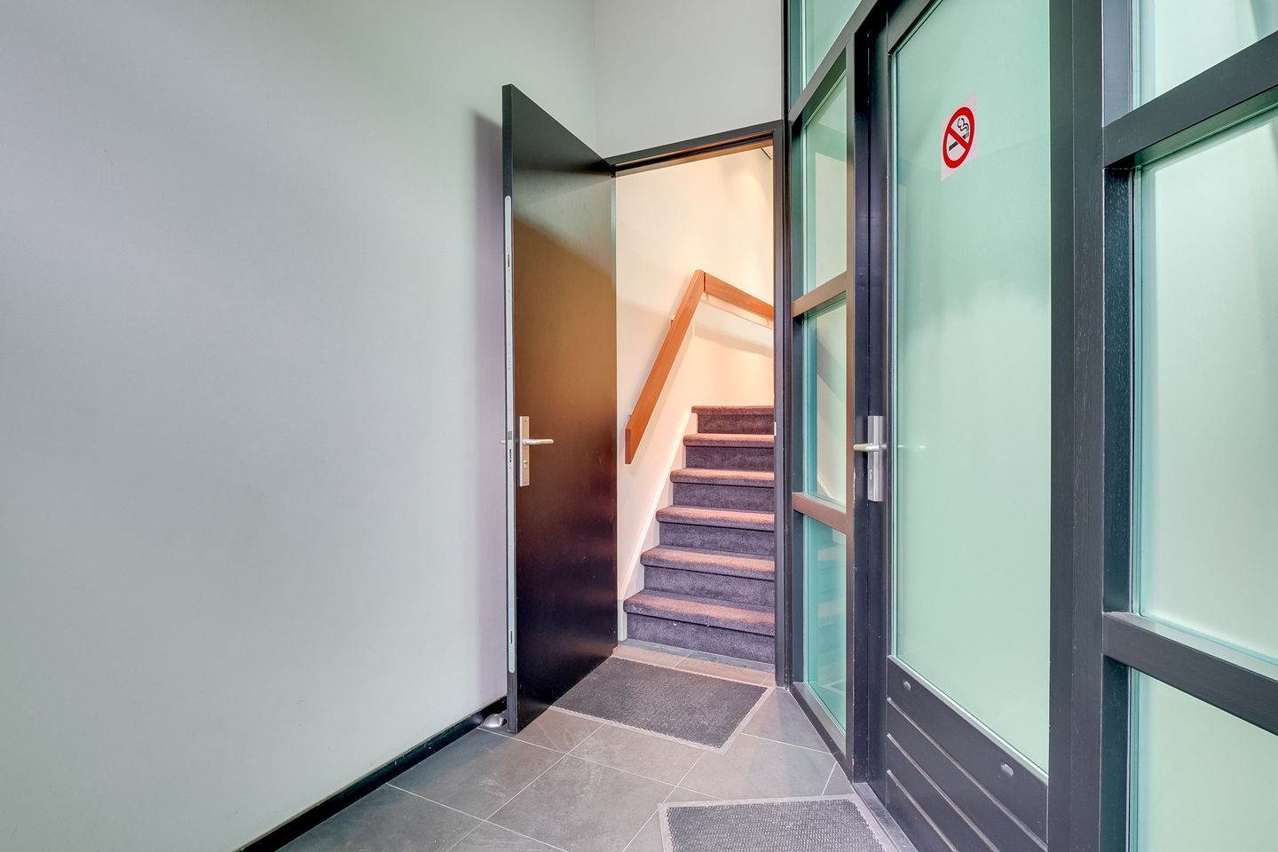 View photo 4 of Schoudermantel 17-h