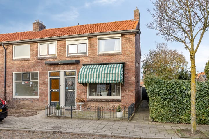 Photo 12 of Boeroestraat 2