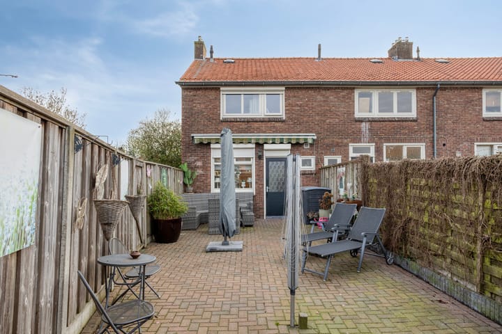 Photo 23 of Boeroestraat 2