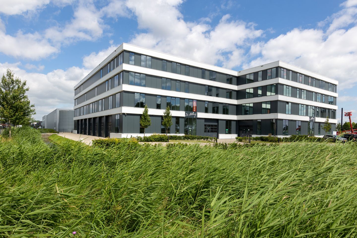 Bekijk foto 1 van Westbaan 350-d48