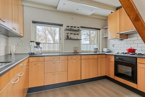 Suderein 18 tertiary image