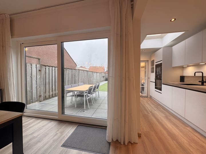 Foto 8 van Spoorstraat 43