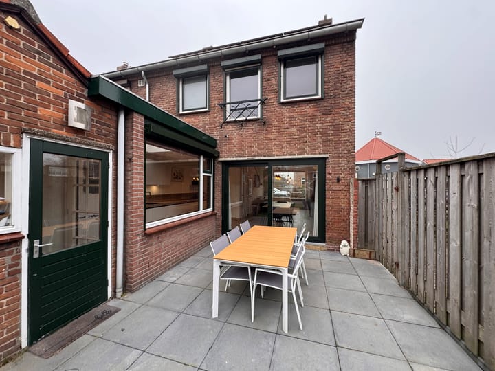 Foto 18 van Spoorstraat 43