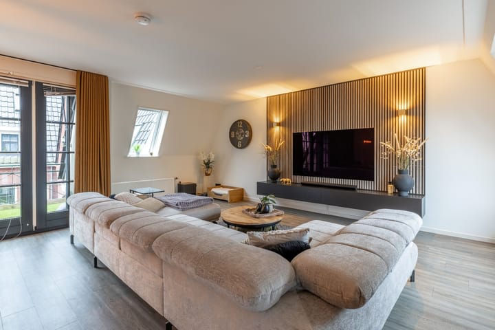 Photo 12 of Hoofdstraat 61