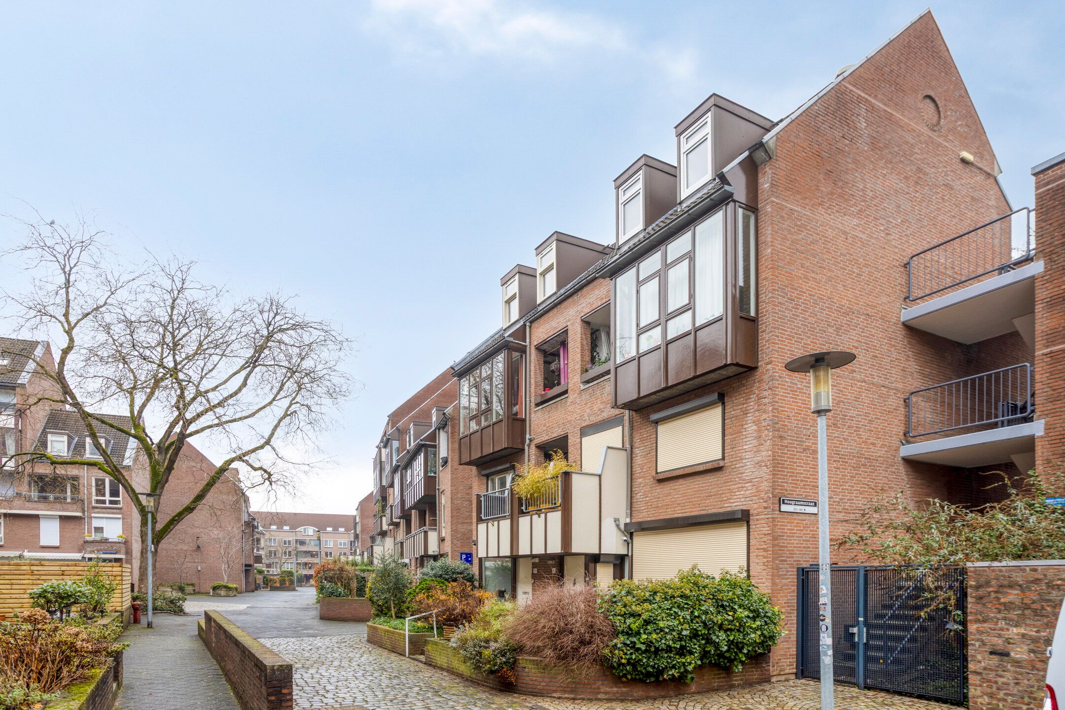 Photo 21 of Hoograamstraat 134