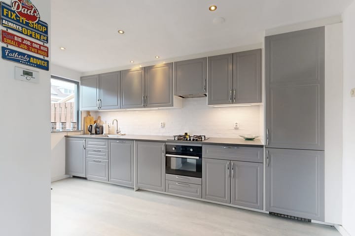 Photo 19 of Graaf Florisstraat 20