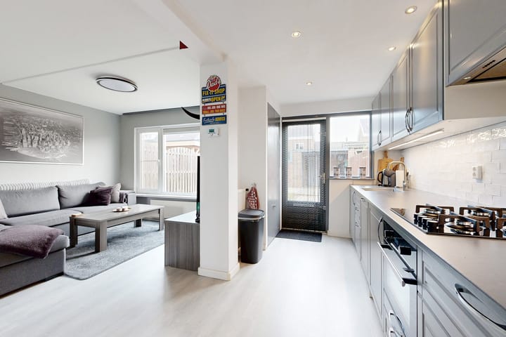 Photo 20 of Graaf Florisstraat 20