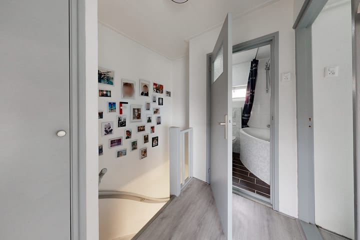 Photo 23 of Graaf Florisstraat 20