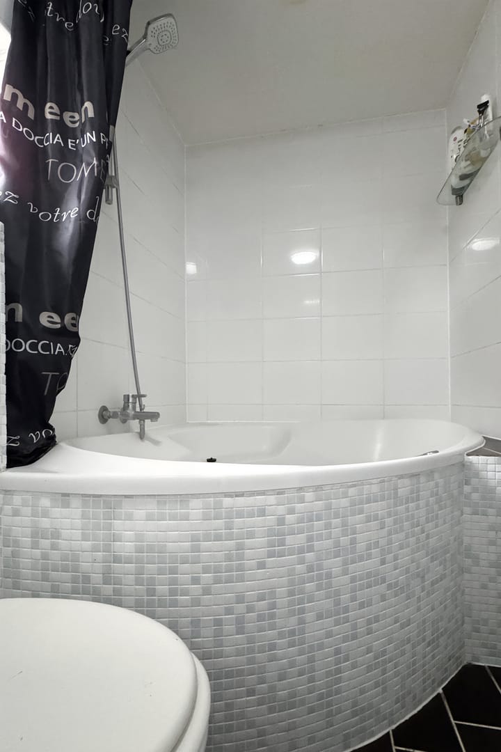 Photo 35 of Graaf Florisstraat 20