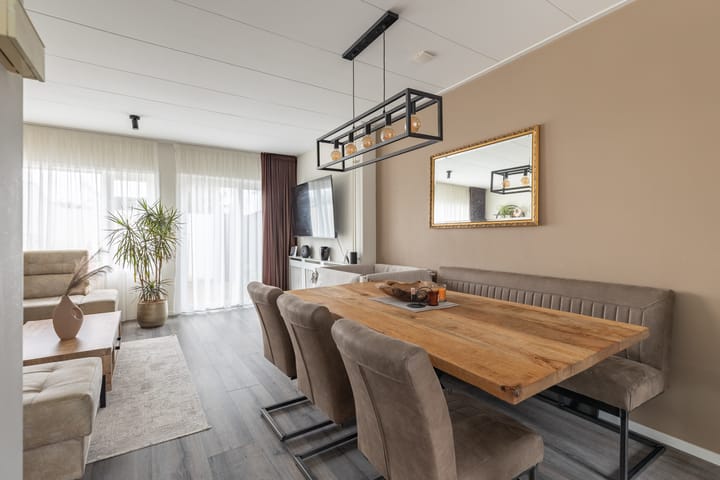 Photo 3 of Van der Kaaijstraat 38