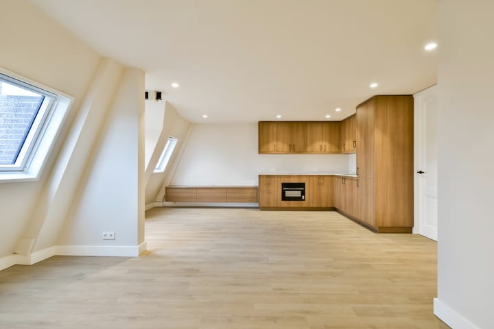 Photo 4 of Pieter Aertszstraat 44-4