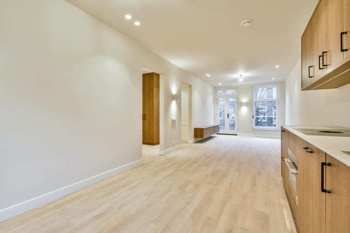 Photo 3 of Pieter Aertszstraat 44-1