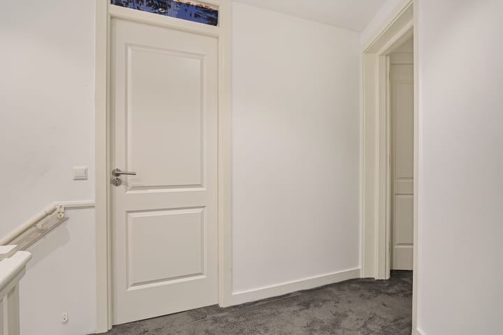 Photo 28 of Diepenbrockstraat 28